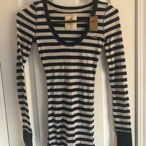 Womens’ Hollister Striped Long Sleeve U Neck Shirt